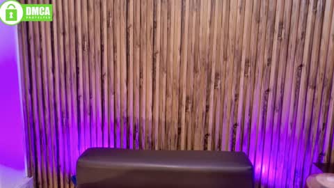 Veronica online show from April 28, 3:50 pm