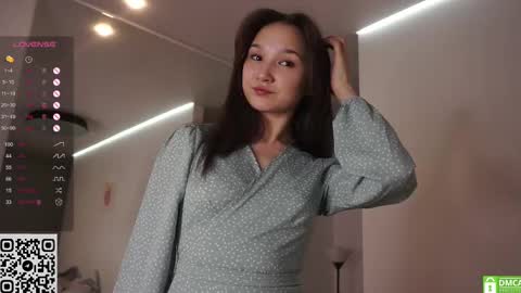 Snapshot of _vi_vi_ chatting on March 3, 4:35 pm Viola online show from March 3, 4:35 pm