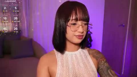 Snapshot of _victoria_florez chatting on July 22, 11:51 pm VICTORIA online show from July 22, 11:51 pm
