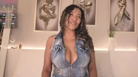 Snapshot of _victoria_hills chatting on May 29, 12:36 pm Victoria online show from May 29, 12:36 pm