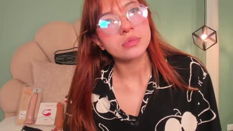 Snapshot of _vix555_ chatting on January 30, 4:37 am Vix online show from January 30, 4:37 am