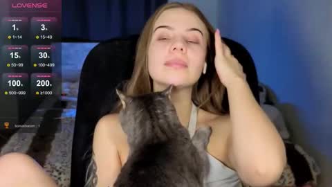 Snapshot of _wednesday_addams_ chatting on October 14, 11:00 am Vera online show from October 14, 11:00 am