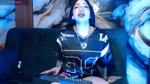 _weird_sativa online show from April 25, 7:00 am