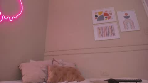 _wendy_x online show from March 11, 11:38 am