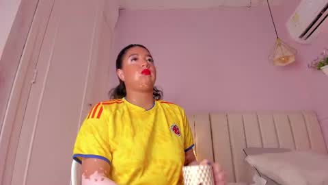 _wendy_x online show from June 17, 11:34 am