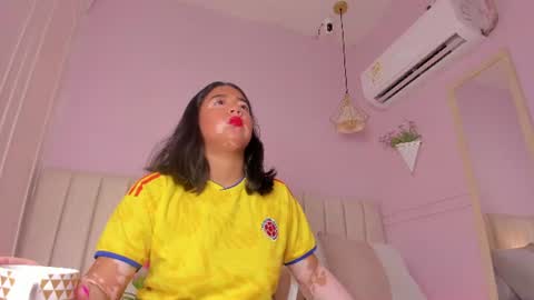 _wendy_x online show from June 23, 11:41 am