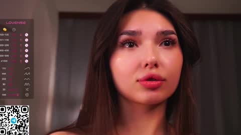 Anna online show from March 3, 6:44 pm