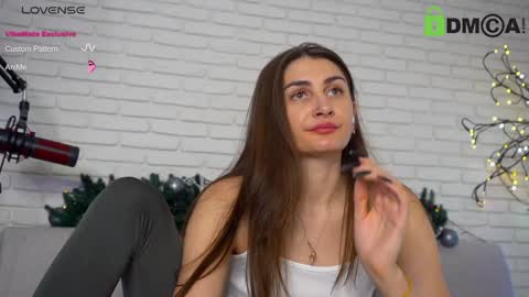 Snapshot of _wild_berry chatting on January 10, 1:53 am Lily online show from January 10, 1:53 am