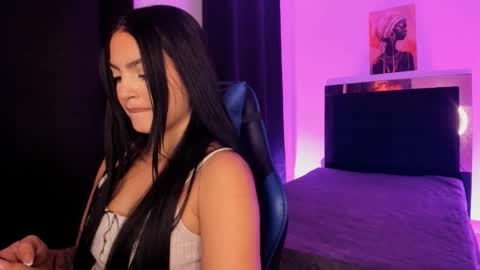 Snapshot of _xiimena chatting on December 21, 3:13 am xiimena and danilo online show from December 21, 3:13 am