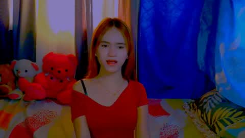 _xxlilly online show from May 15, 8:32 am