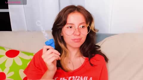 _yourcherrybomb online show from January 16, 5:42 am