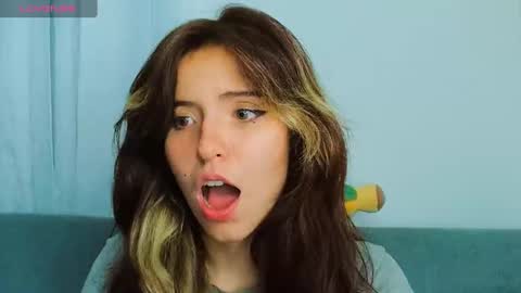 _yourcherrybomb online show from January 31, 5:51 am