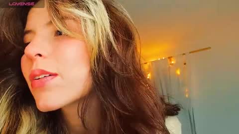 _yourcherrybomb online show from February 22, 12:05 am