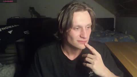 Snapshot of _yourcuteboy_ chatting on October 2, 10:39 pm _yourcuteboy_ online show from October 2, 10:39 pm