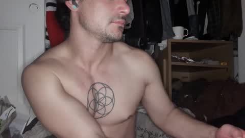 Snapshot of _yourdirtysecret23 chatting on January 7, 6:38 am Matt snap - mattdillon1995 online show from January 7, 6:38 am