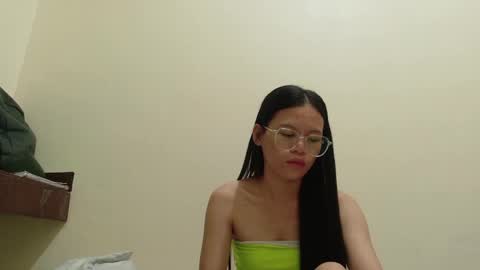 Snapshot of _yourmyonlyb_22 chatting on July 6, 12:29 am cherry online show from July 6, 12:29 am