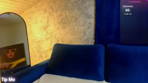 Snapshot of _yoursubmissive_ chatting on July 3, 4:41 am Sasha online show from July 3, 4:41 am