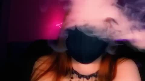 Snapshot of _yourwetdreams_ chatting on November 18, 1:11 am Roxy online show from November 18, 1:11 am