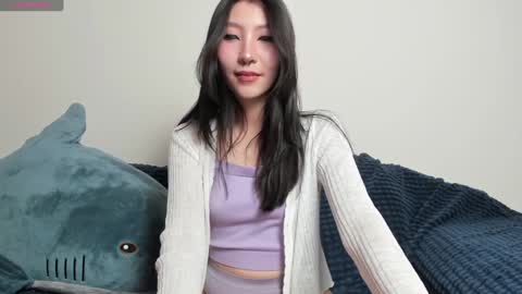 Snapshot of _yuriko chatting on December 4, 4:38 pm Mia online show from December 4, 4:38 pm