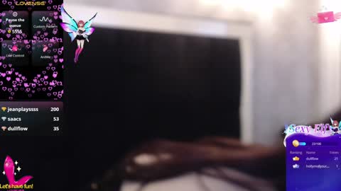 Yuyi online show from February 8, 5:50 pm