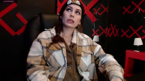 Yuyi online show from February 15, 11:17 am