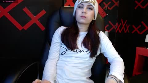 Yuyi online show from February 17, 11:23 am