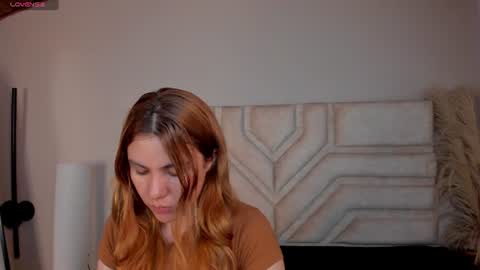 Zoe  online show from July 14, 12:44 pm