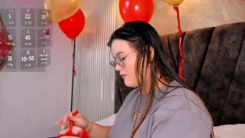 zoe online show from February 14, 12:13 pm