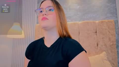 zoe online show from March 8, 11:58 am