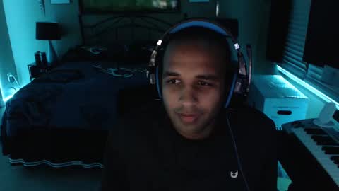 Snapshot of a4orce chatting on December 26, 12:14 am a4orce online show from December 26, 12:14 am