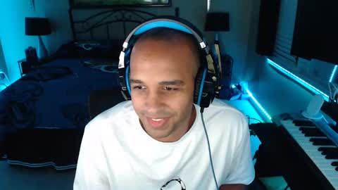 Snapshot of a4orce chatting on January 25, 12:38 am a4orce online show from January 25, 12:38 am