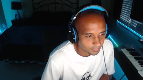 Snapshot of a4orce chatting on October 5, 11:02 pm a4orce online show from October 5, 11:02 pm