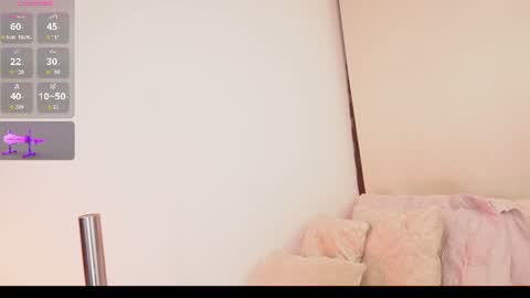 Snapshot of a__vanellopecute chatting on July 17, 9:05 am Alexandra online show from July 17, 9:05 am