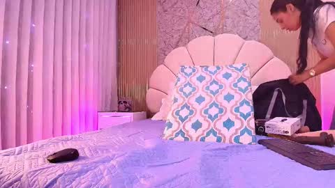 Aisha online show from November 1, 11:56 am