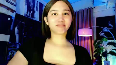 Lovely Yana  online show from October 15, 7:30 am