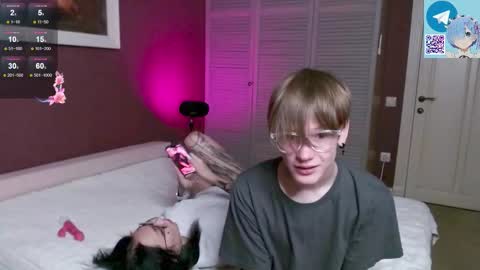 Snapshot of a_s_m_ chatting on October 17, 2:19 pm Kris Michael online show from October 17, 2:19 pm