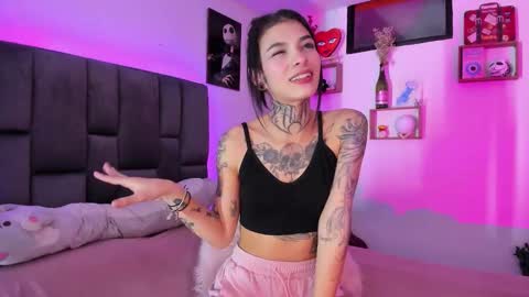 Luni  online show from March 19, 2:48 am