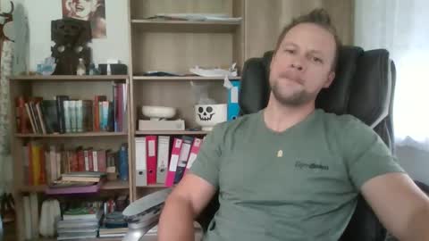 Long distance cumshot online show from May 9, 7:24 am