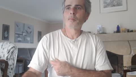 Snapshot of aalex1717 chatting on December 19, 2:57 pm Aalex1717 online show from December 19, 2:57 pm