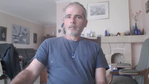 Snapshot of aalex1717 chatting on December 24, 8:55 am Aalex1717 online show from December 24, 8:55 am