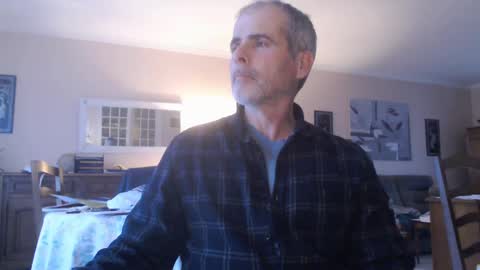 Snapshot of aalex1717 chatting on January 12, 4:18 pm Aalex1717 online show from January 12, 4:18 pm