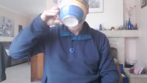 Snapshot of aalex1717 chatting on January 29, 10:48 am Aalex1717 online show from January 29, 10:48 am