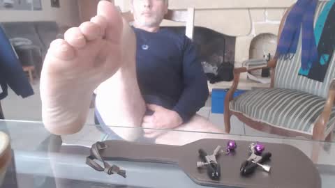 Snapshot of aalex1717 chatting on February 6, 3:31 pm Aalex1717 online show from February 6, 3:31 pm