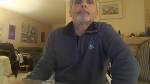 Snapshot of aalex1717 chatting on February 9, 8:45 pm Aalex1717 online show from February 9, 8:45 pm