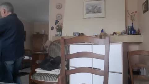 Snapshot of aalex1717 chatting on March 10, 7:53 am Aalex1717 online show from March 10, 7:53 am