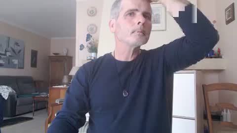 Snapshot of aalex1717 chatting on March 11, 11:23 am Aalex1717 online show from March 11, 11:23 am