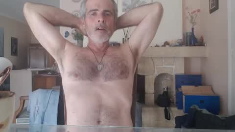 Snapshot of aalex1717 chatting on September 16, 2:07 pm Aalex1717 online show from September 16, 2:07 pm