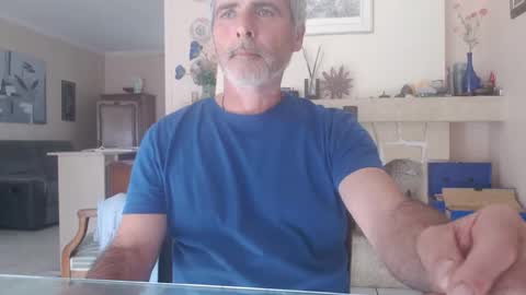 Snapshot of aalex1717 chatting on September 17, 1:02 pm Aalex1717 online show from September 17, 1:02 pm