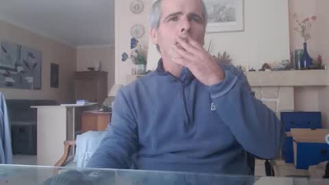 Snapshot of aalex1717 chatting on September 28, 10:42 am Aalex1717 online show from September 28, 10:42 am