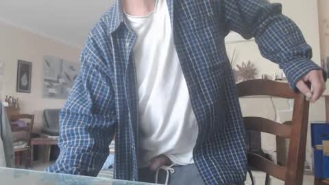 Snapshot of aalex1717 chatting on October 12, 6:56 am Aalex1717 online show from October 12, 6:56 am